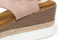 Metallic Detailing Wedge Sandal