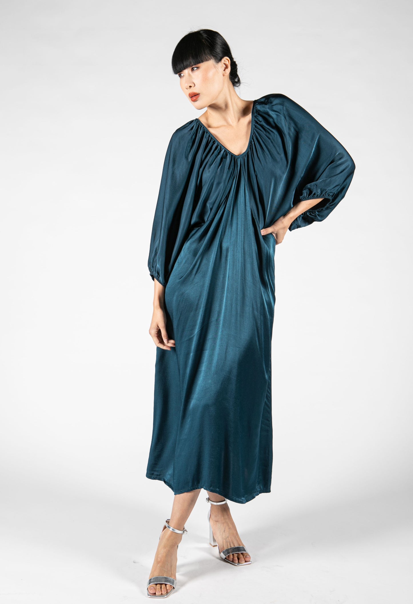 Silk Feeling Maxi Dress