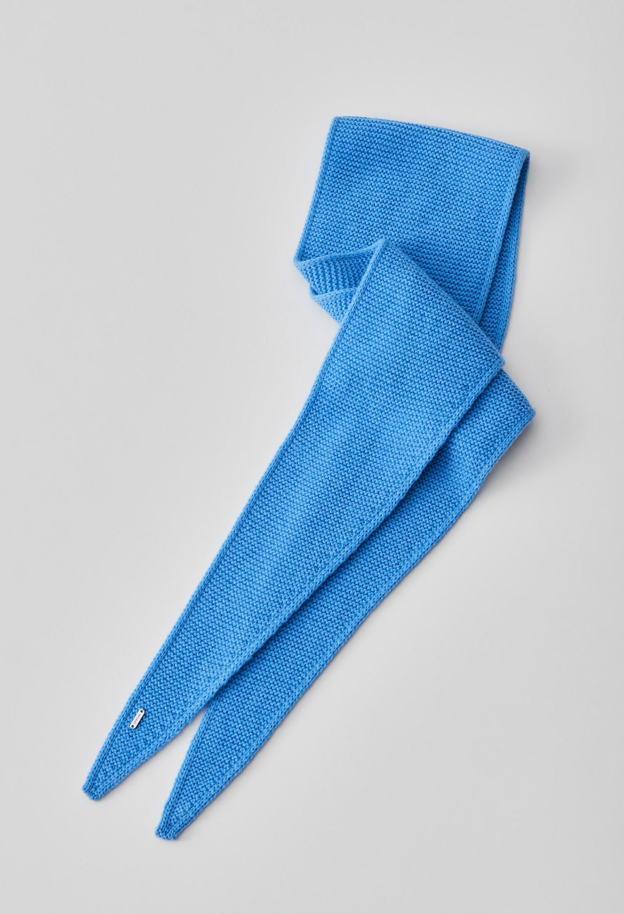 Anotti Narrow knitted scarf