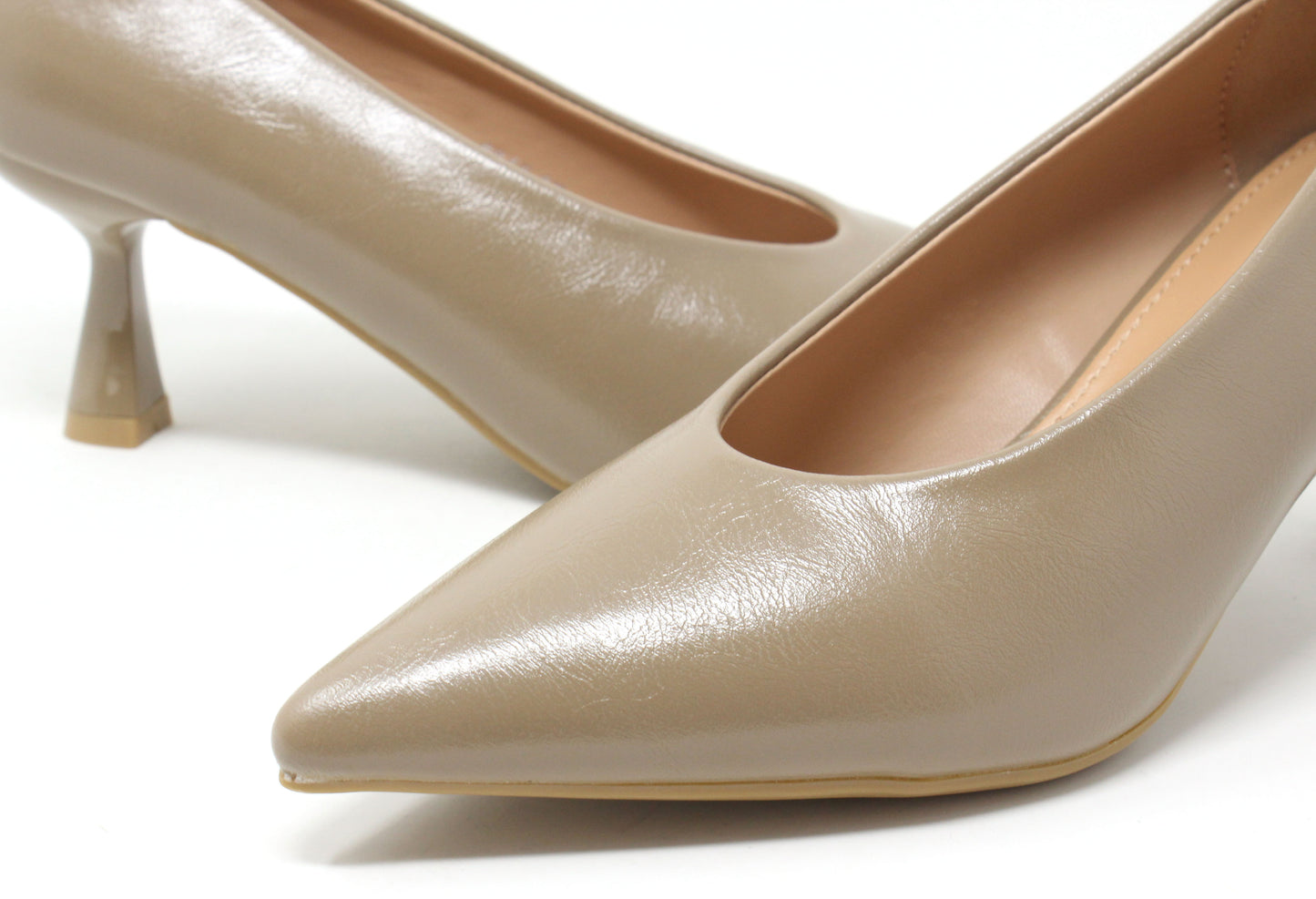 Classic Curved Court Heel