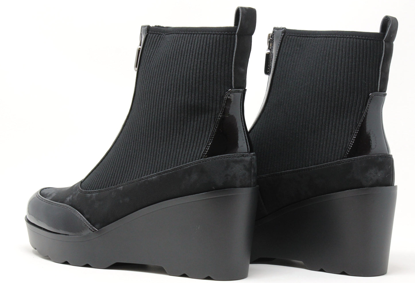 Ribbed Front Zip Ankle Boot