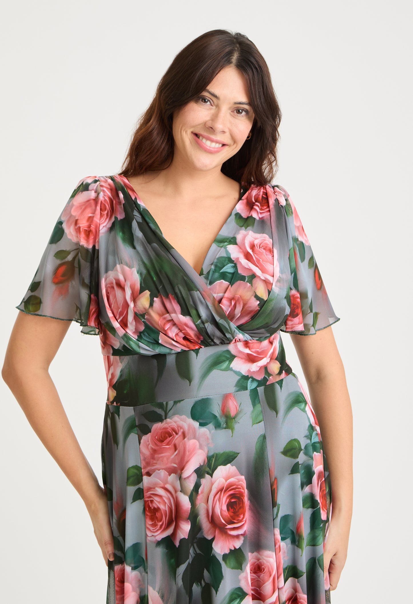 Isabelle Curve+ Float Sleeve Maxi Dress