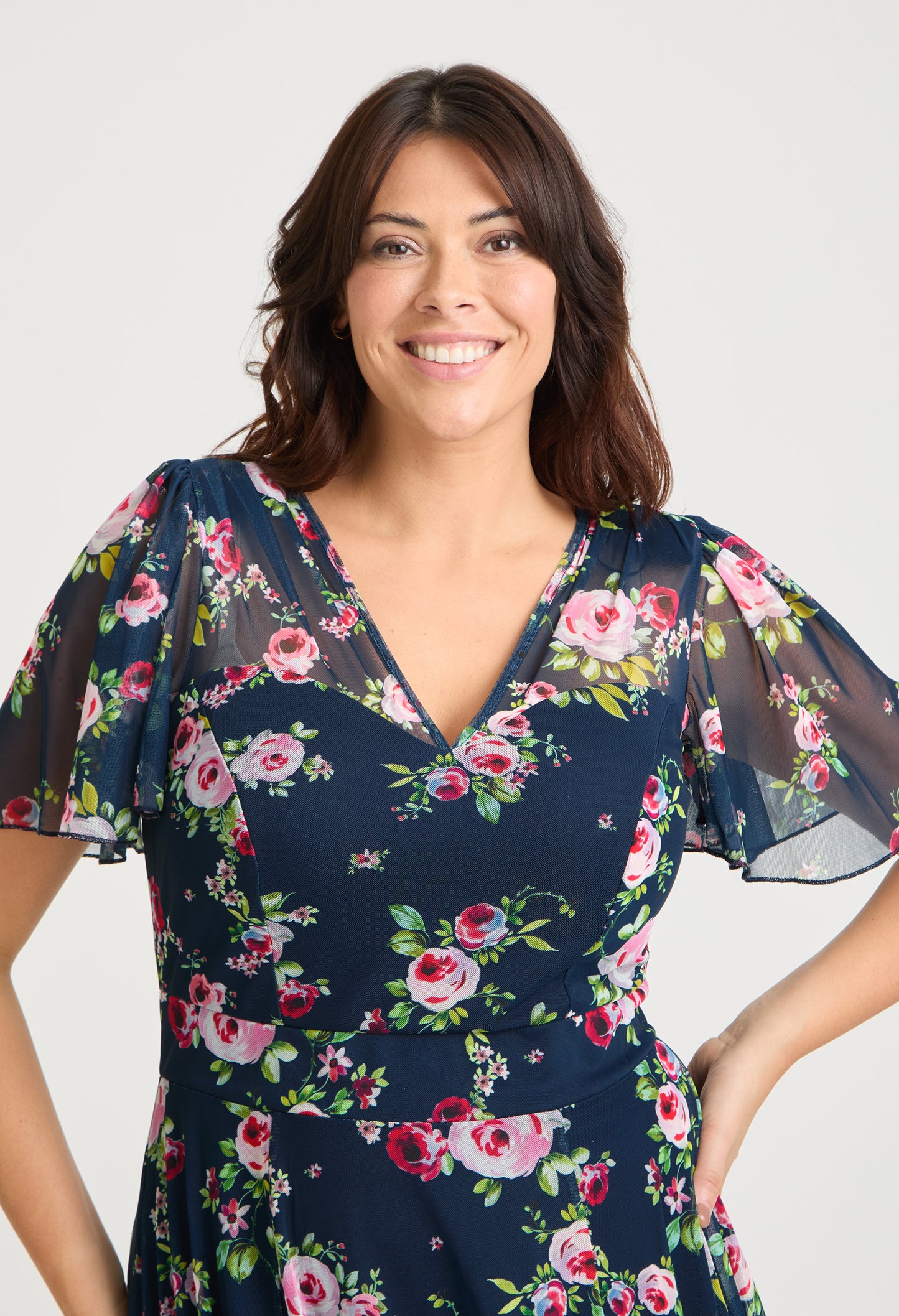 Tilly Angel Sleeve Sweetheart Curve+ Dress