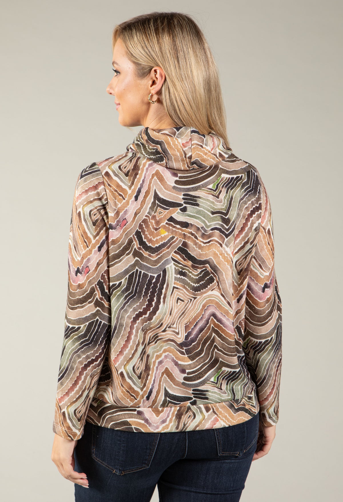 Velira Abstract Swirl Knit