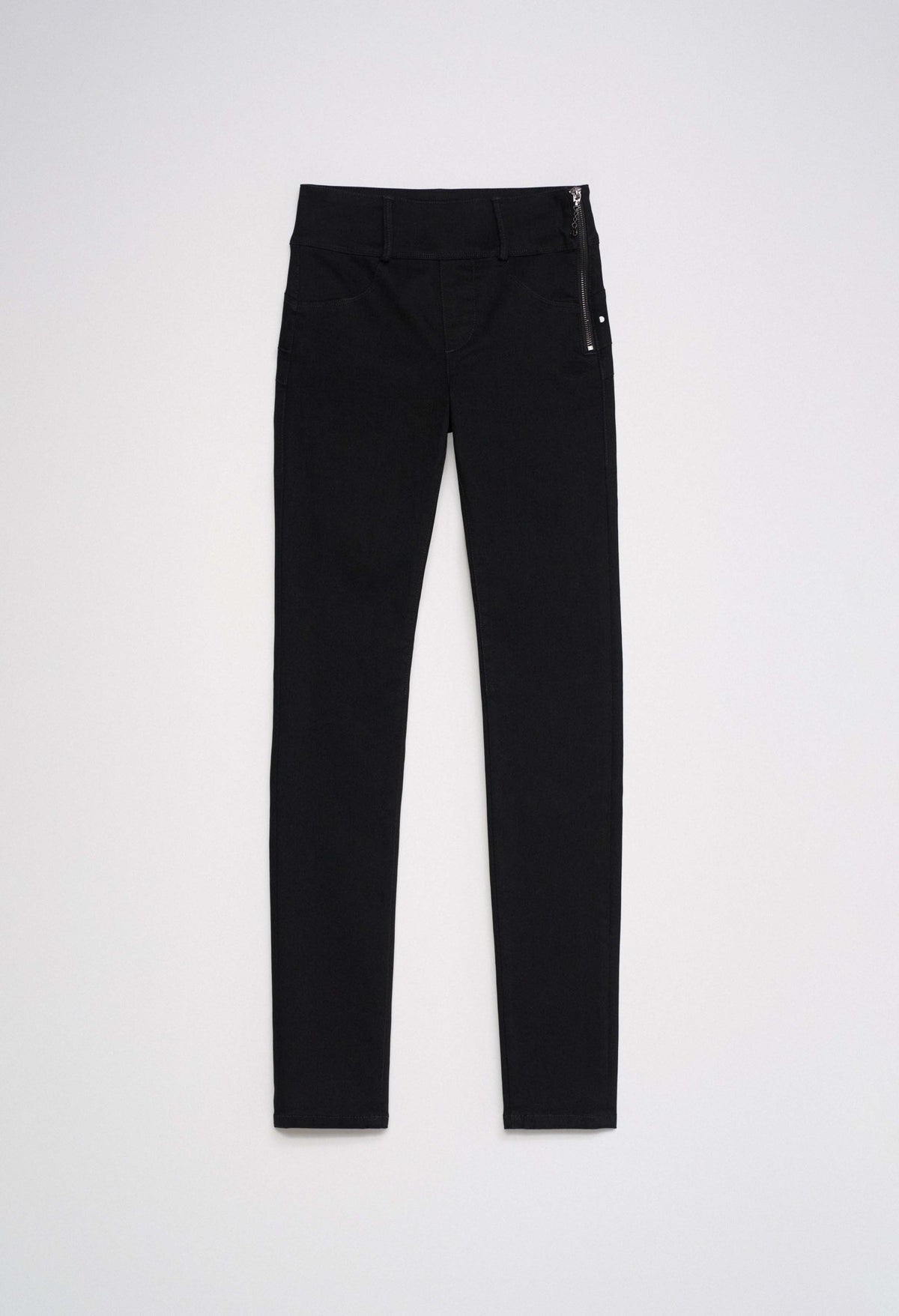Secret Push In Skinny Jeans