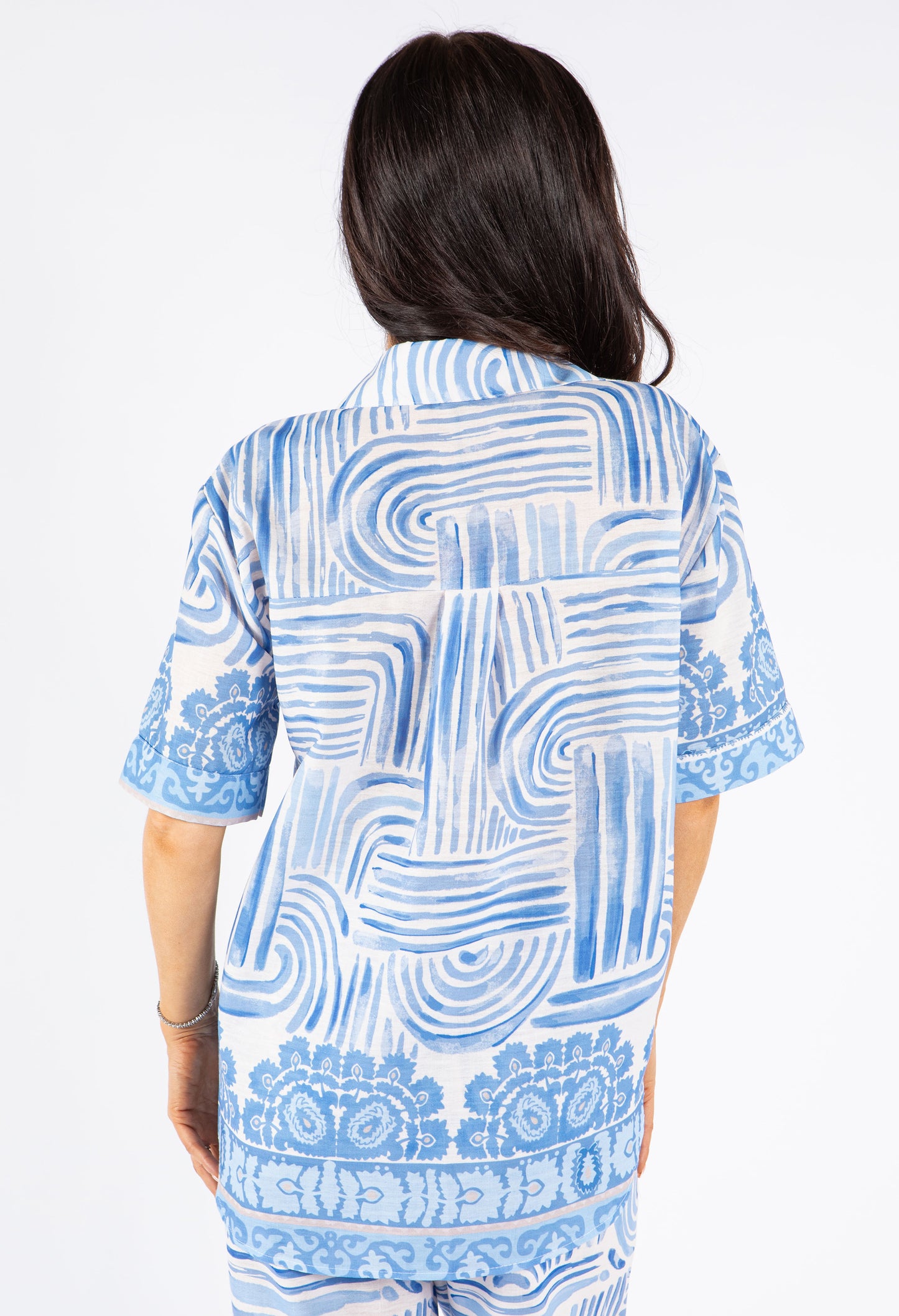 Abstratc Print V-Neck Shirt