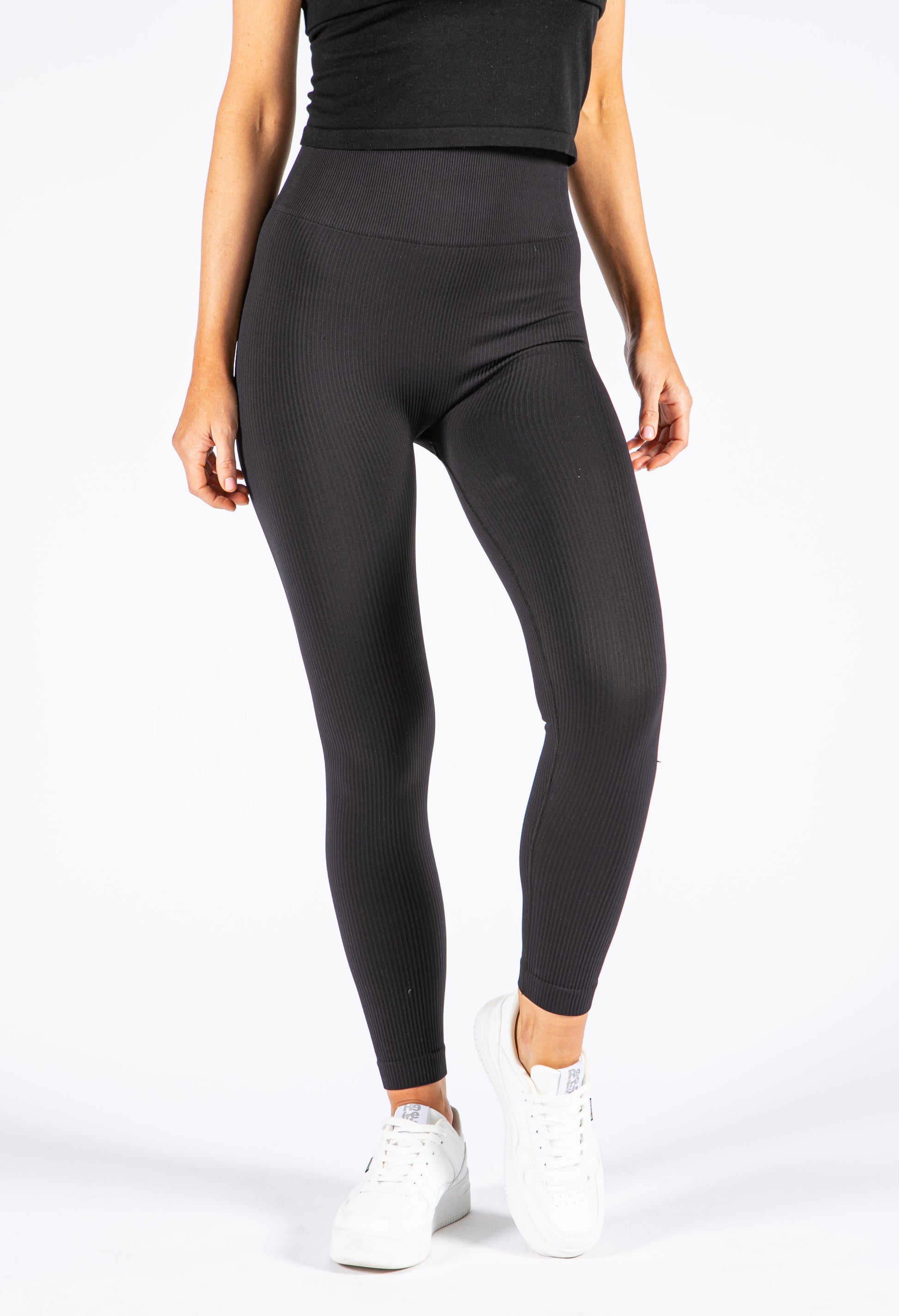 The Trend Room Ribbed Seamless Leggings in Black Pamela Scott