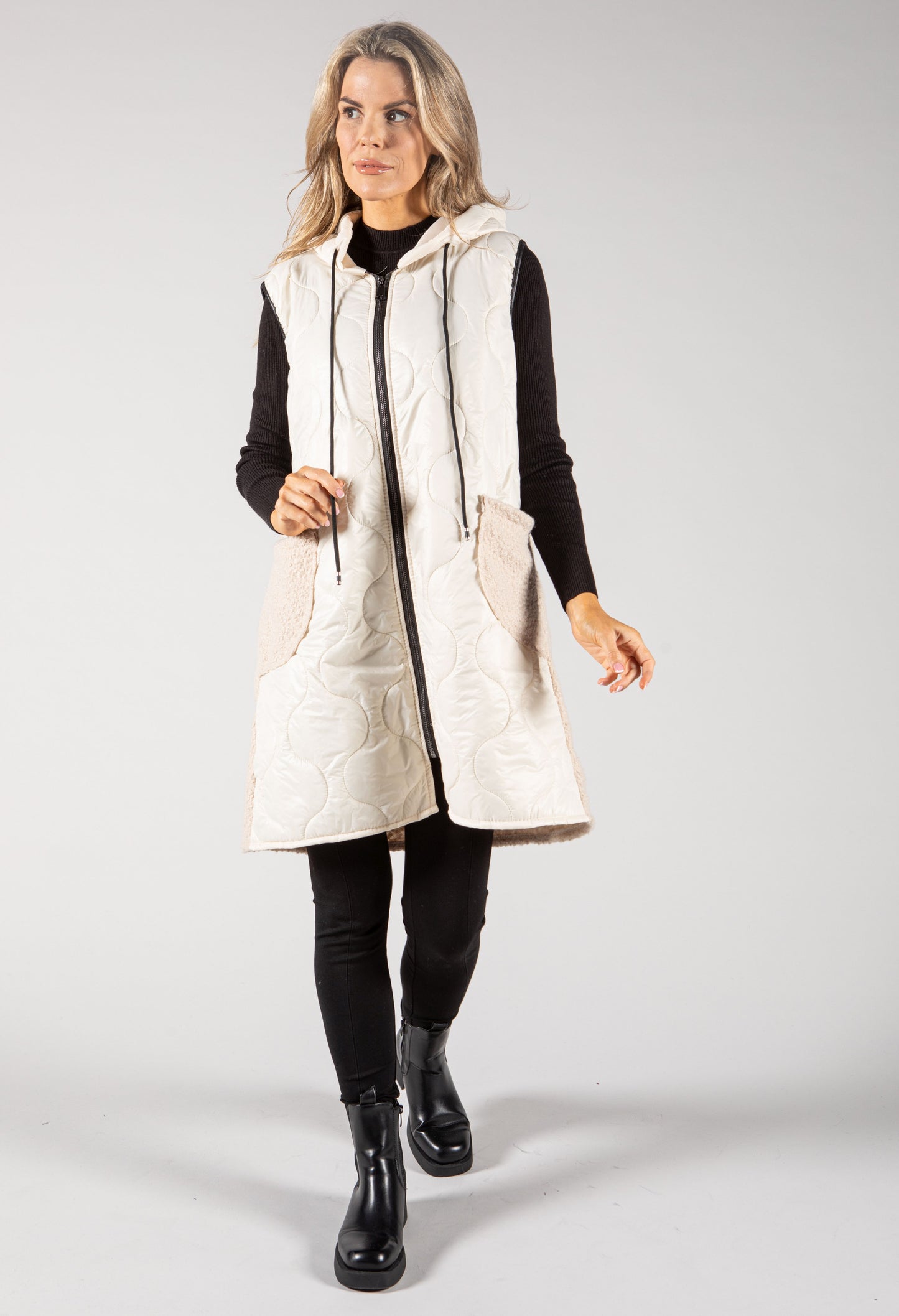 Quilted Gilet With Boucle Back