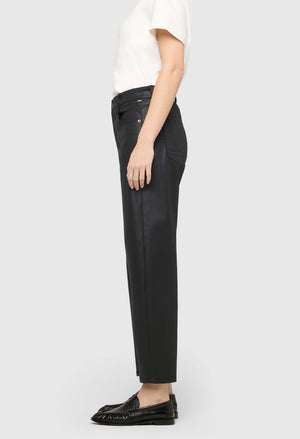 Danni 2.3 Coated Barrel Jeans