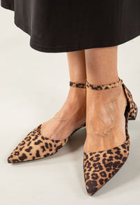 Pointed Toe Suede Heel *RECOMMEND SIZE DOWN*