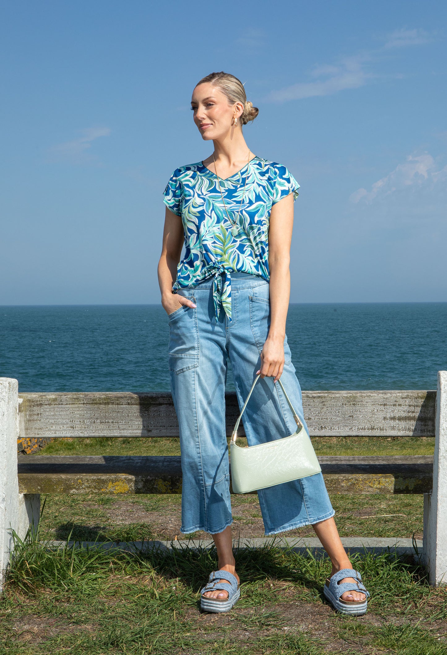 Tlagoon Leaf Print Top