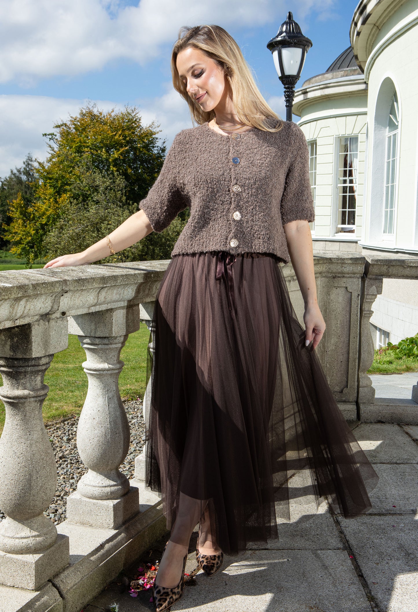 Round Neck Buttoned Knit