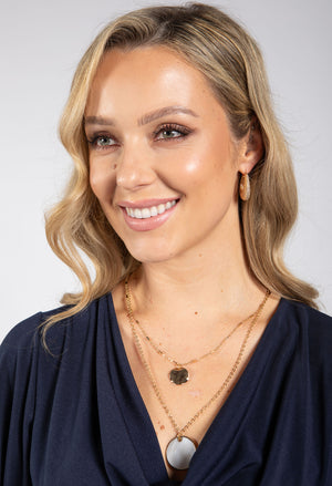 Double Necklace with Mother of Pearl Pendant