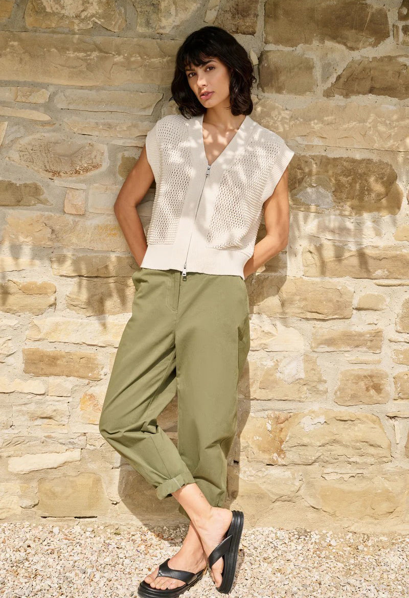 High waist barrel trousers with button detail