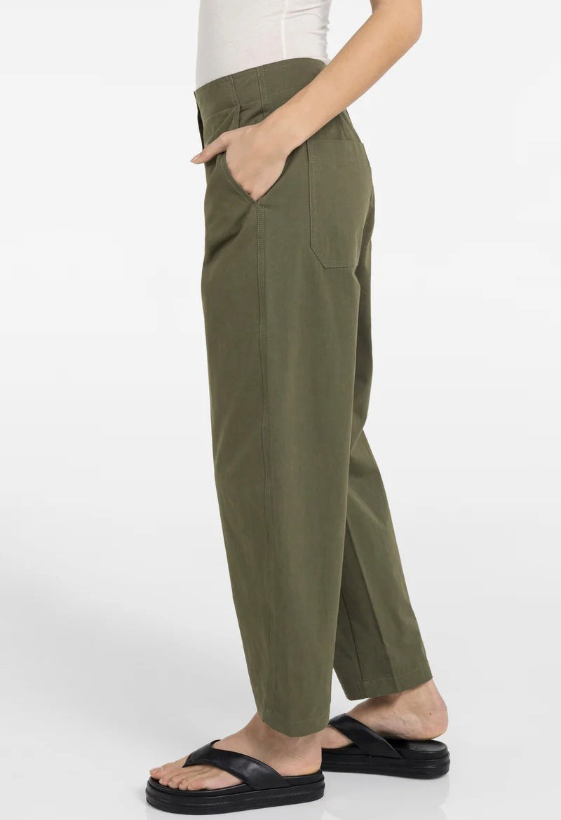 High waist barrel trousers with button detail