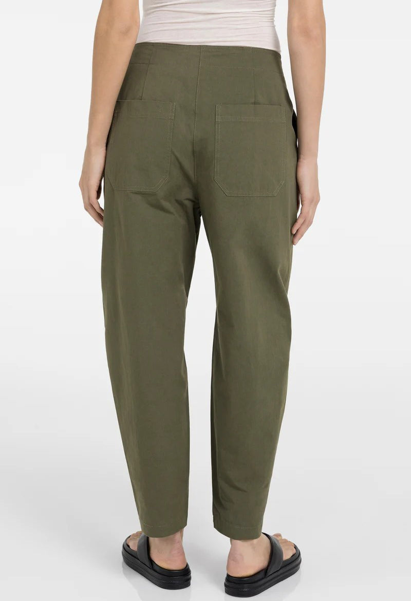 High waist barrel trousers with button detail