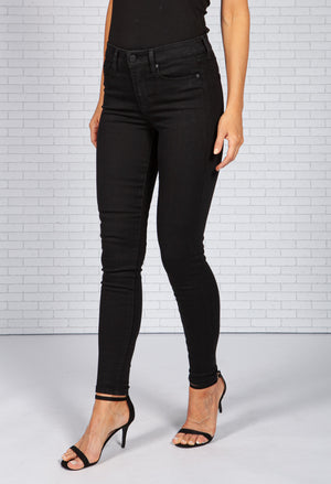 Black Skinny Leg Jeans *Recommend 1 Size Down*