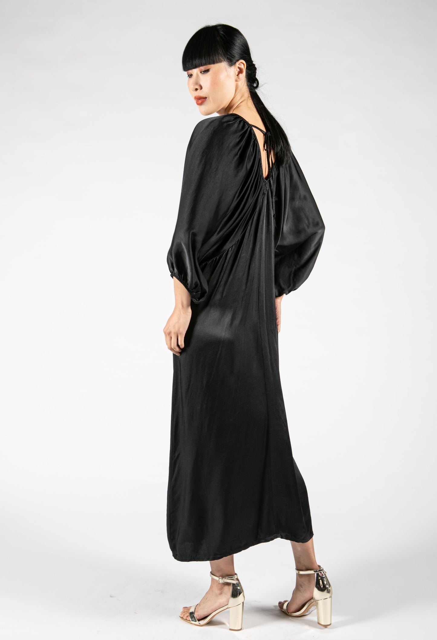 Silk Feeling Maxi Dress