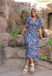 Pretty Floral Print V-Neck Midi Dress