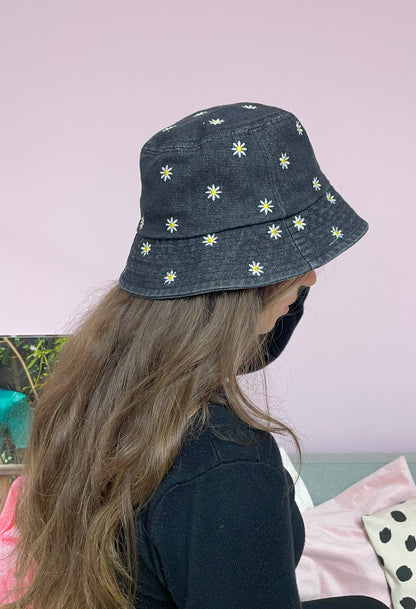 Daisy Bucket Hat