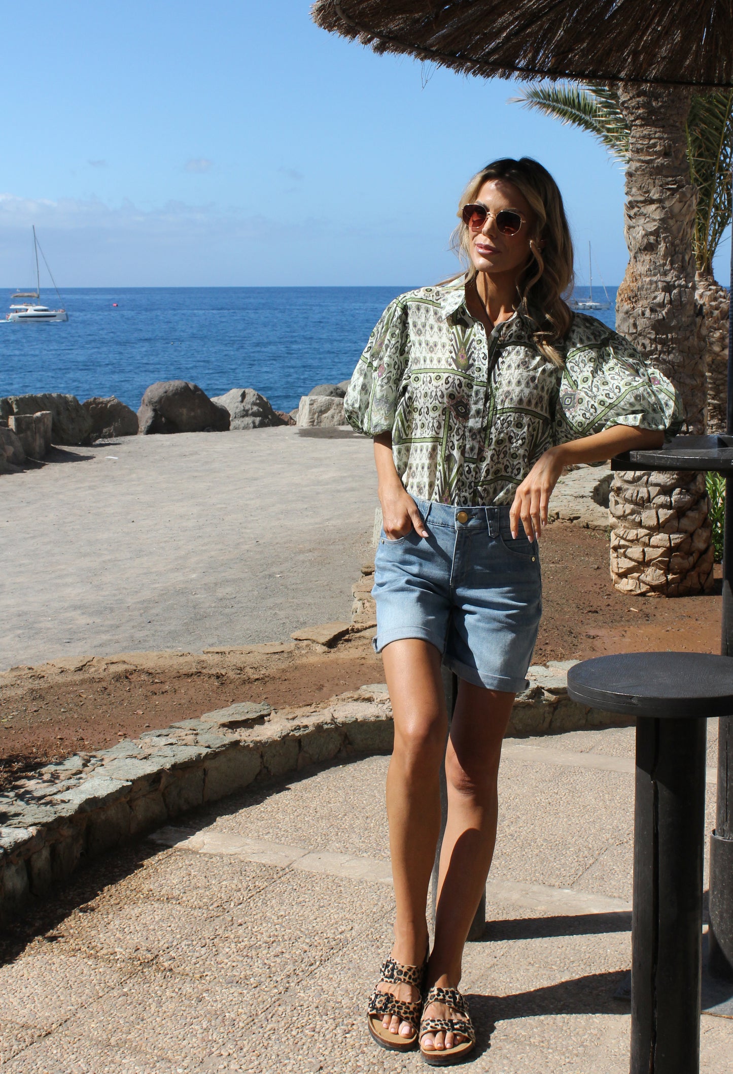 Mosaic Print Balloon Sleeve Blouse