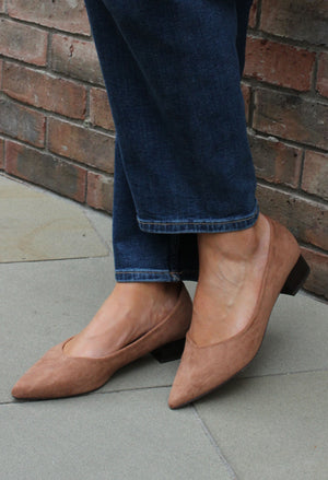 Suede Feel Pump