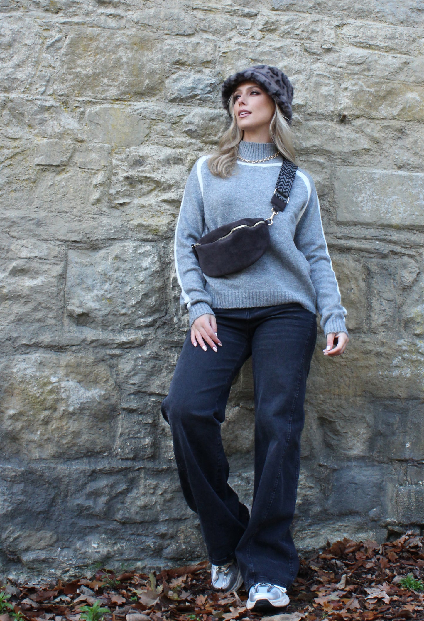 Ami Contrast Knit Jumper