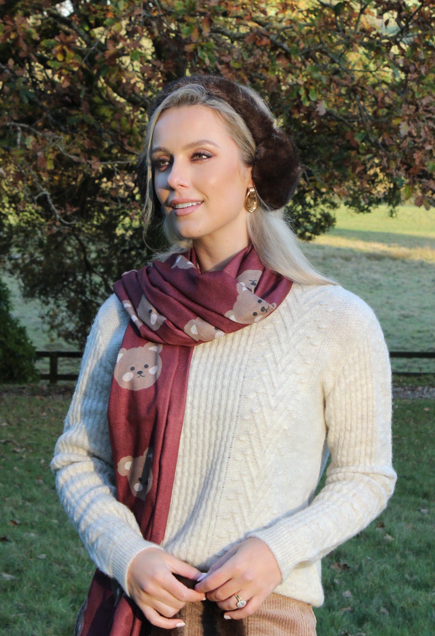 Scalloped Neck Bobble Knit Jumper