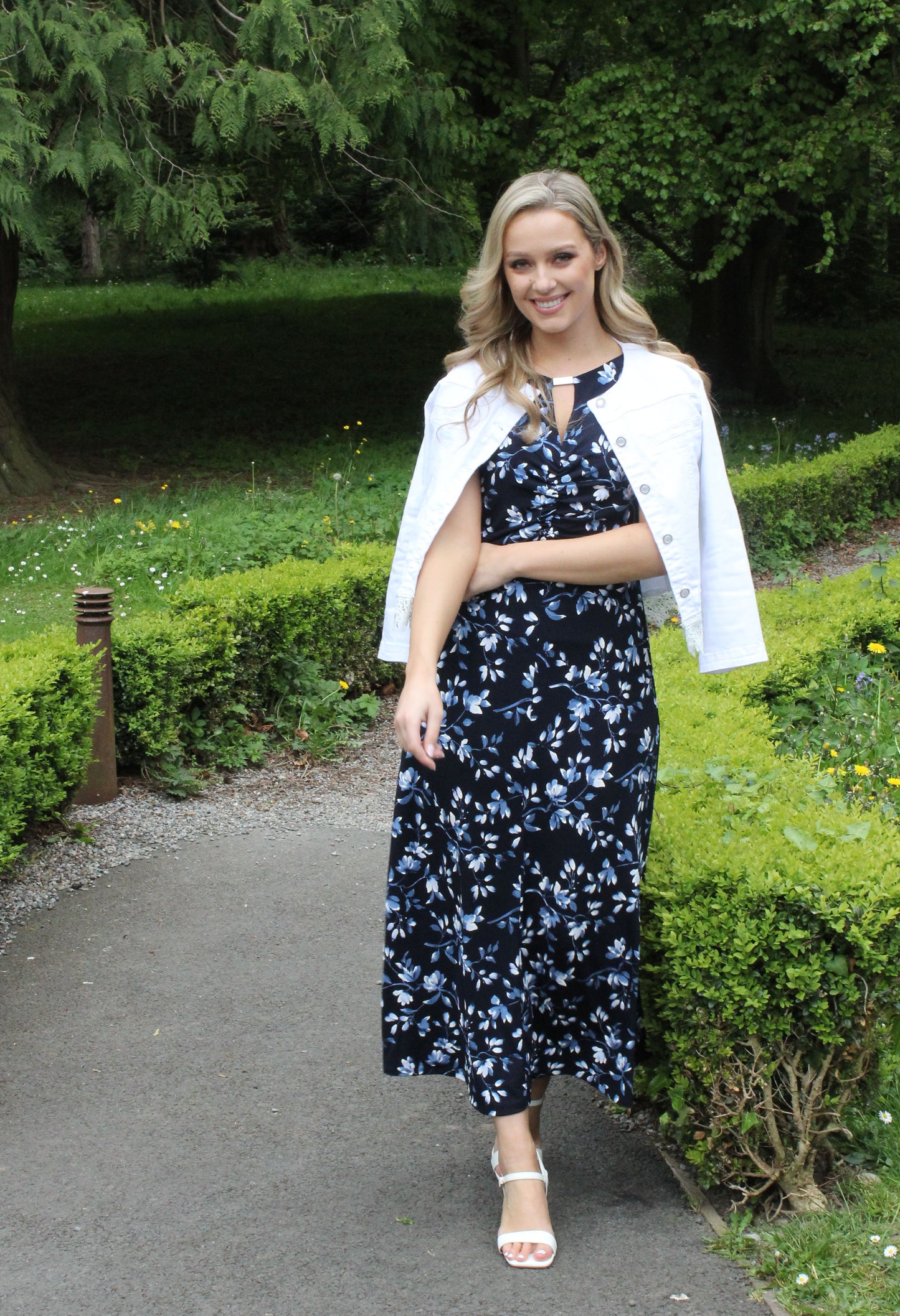 Floral Sleeveless Midi Dress