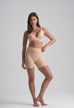 Invisible Mid Waist Short