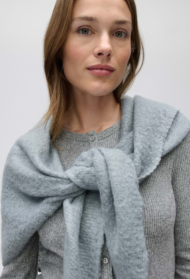 Amadsi Scarf