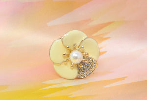 Floral Ring Brooch