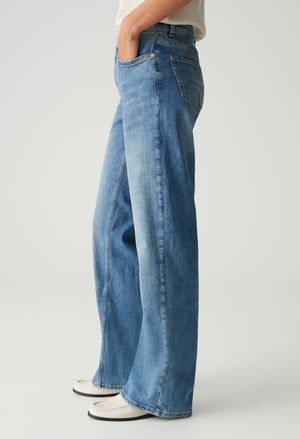 Melly Modern Mid Rise Wide Leg Jeans