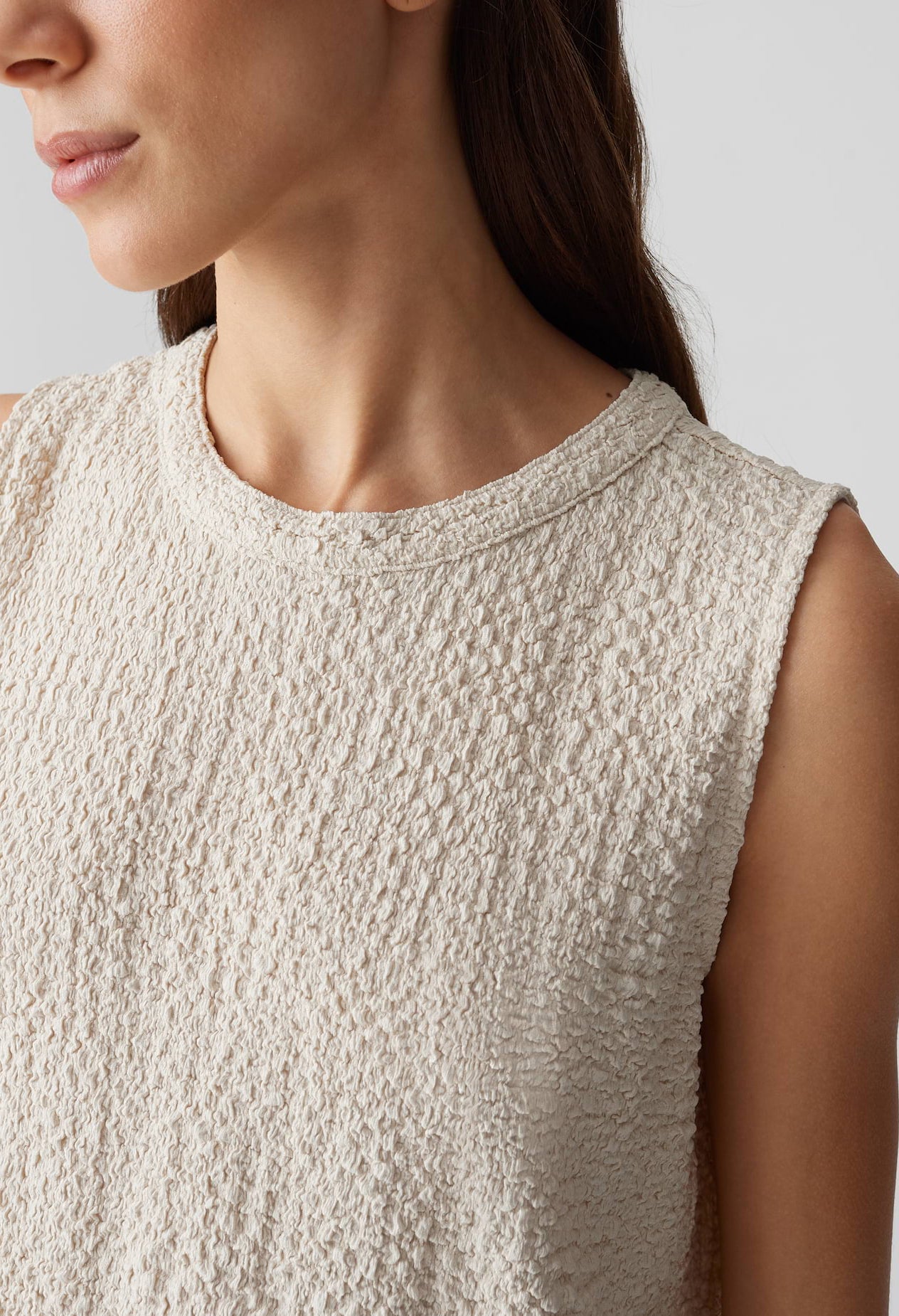 Ikini Sleeveless Texture Top