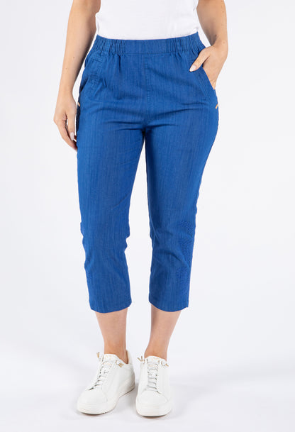 Pull on Capris with Embroidery detailing