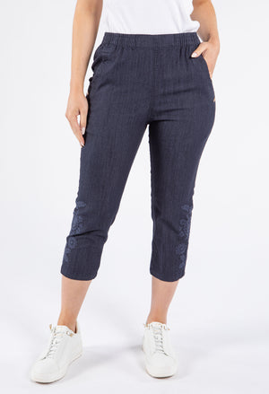 Pull on Capris with Embroidery detailing