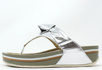 Front Twist Flip Flop