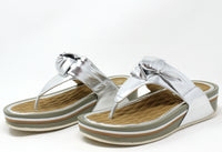 Front Twist Flip Flop