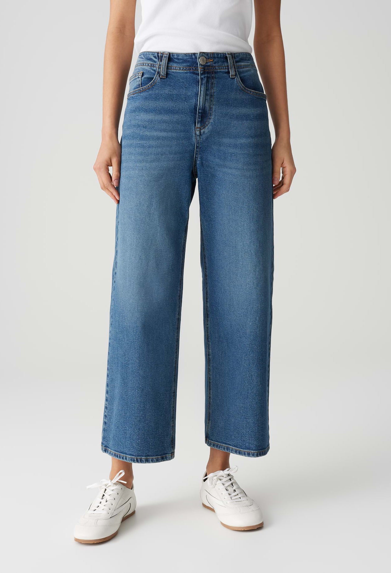 Lanah Cropped Wide Leg Jeans