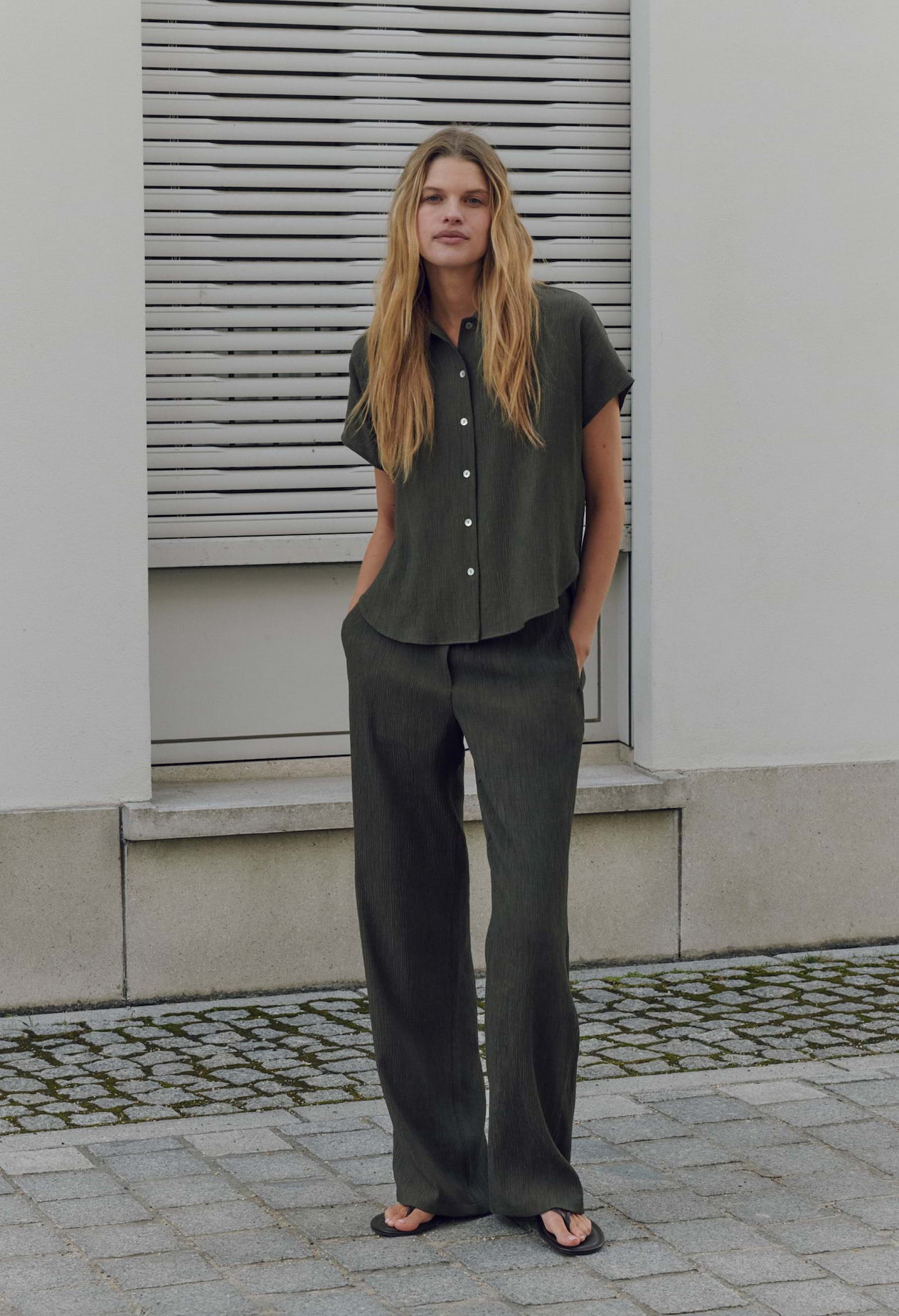 Fasinga Loose shirt blouse with crinkle structure