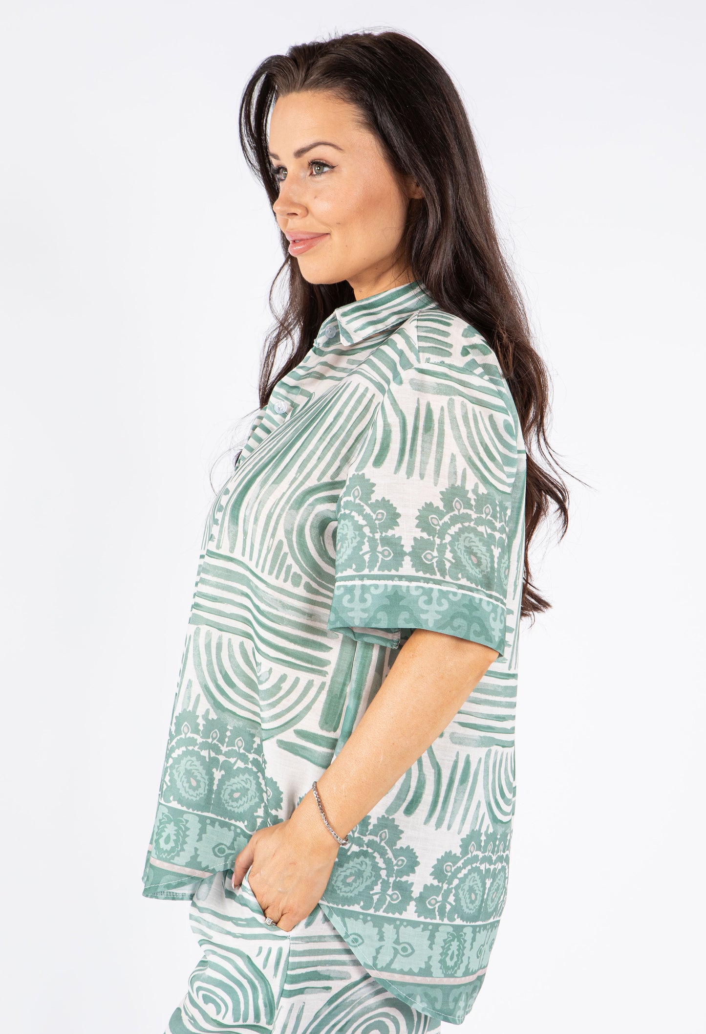 Abstratc Print V-Neck Shirt