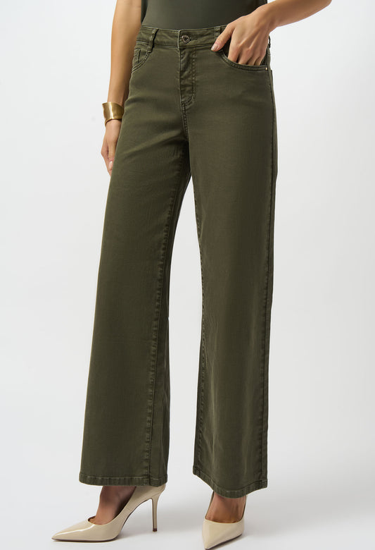 Wide-leg Mid-rise Jeans
