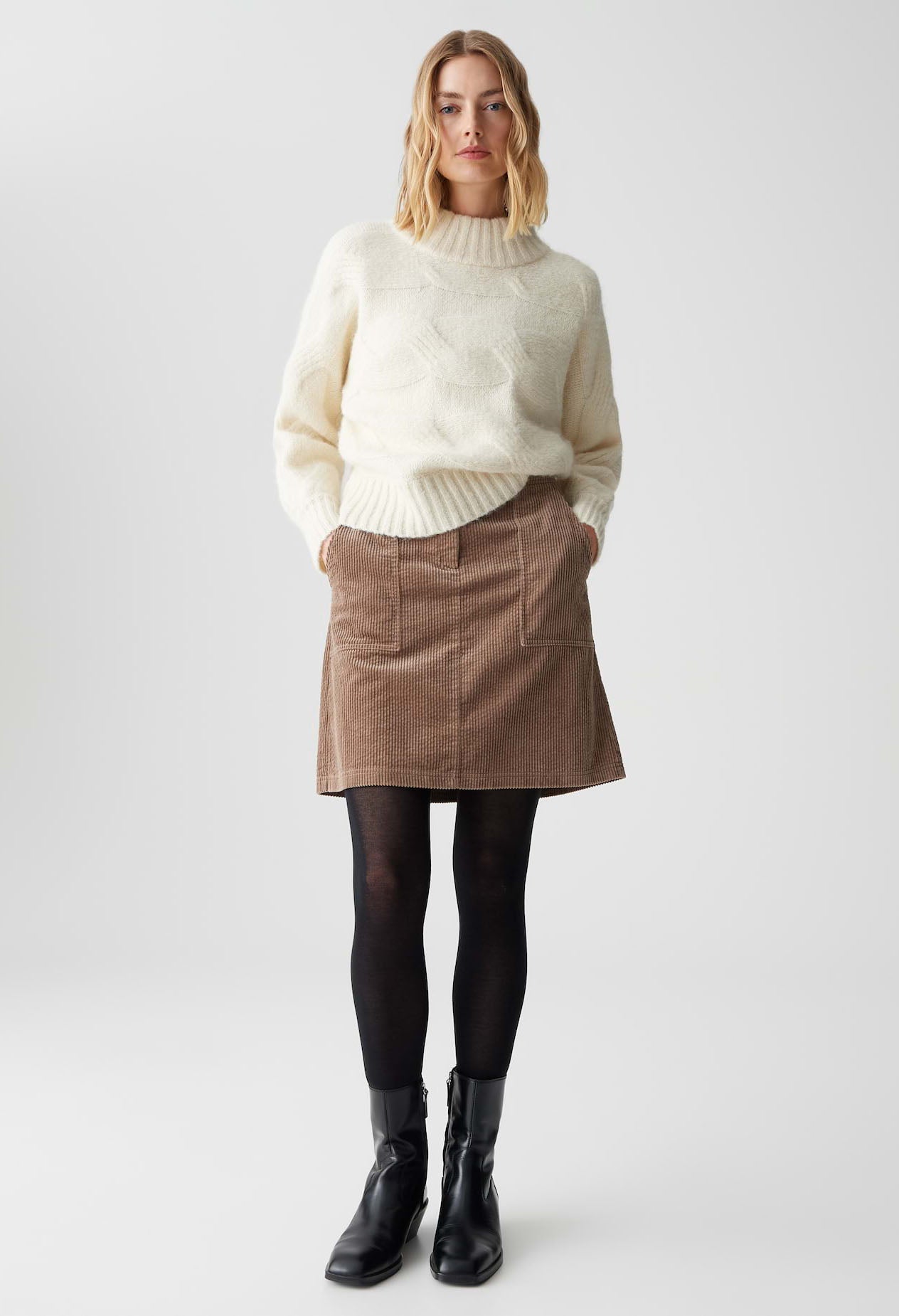 Reah Corduroy Mini Skirt
