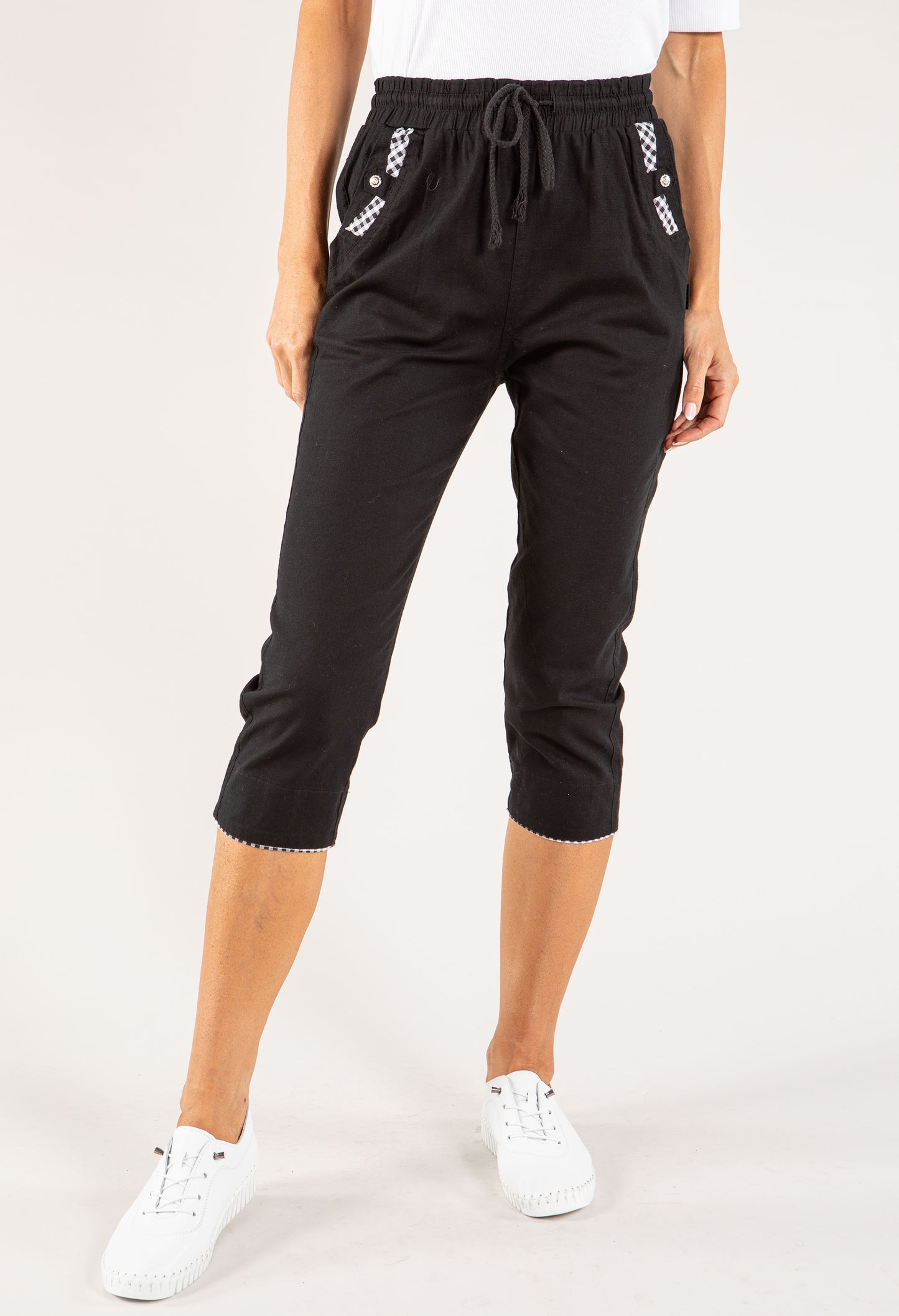 Pull-On Linen Capris