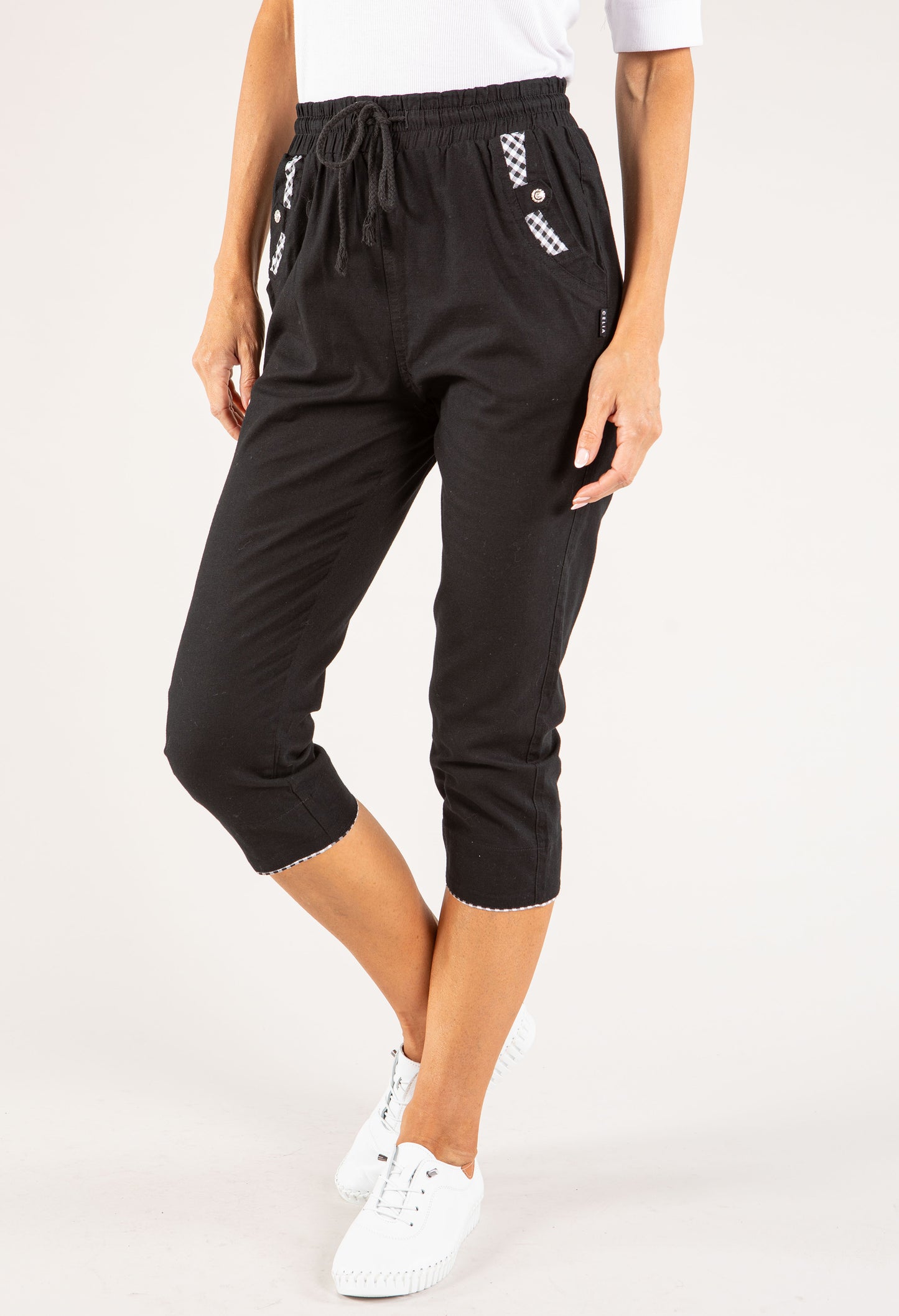 Pull-On Linen Capris