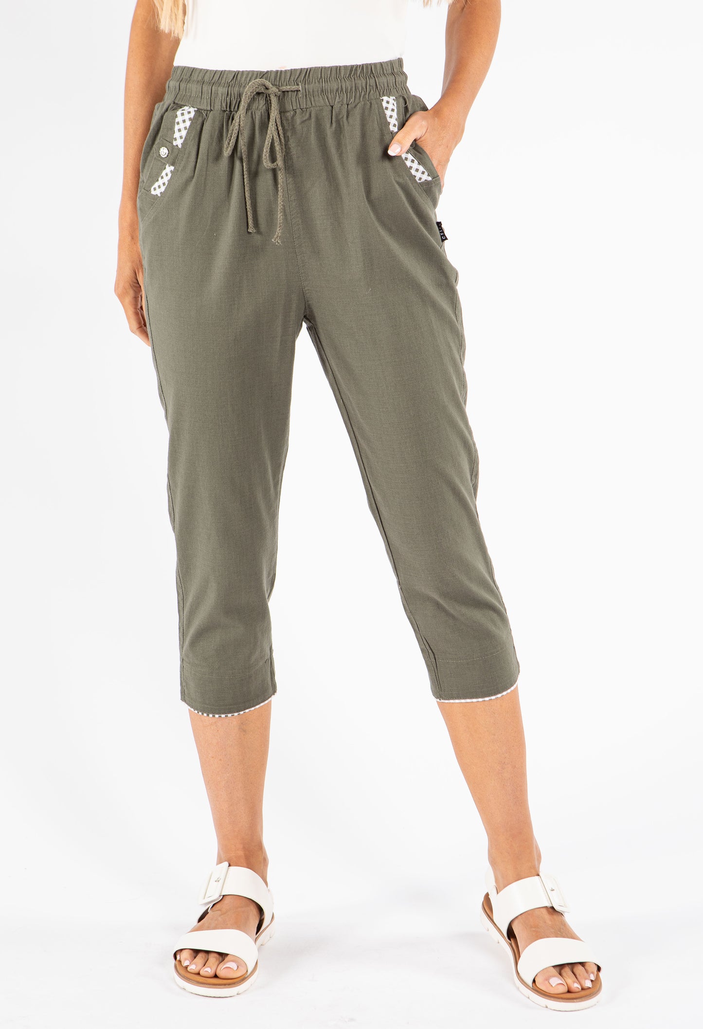 Pull-On Linen Capris