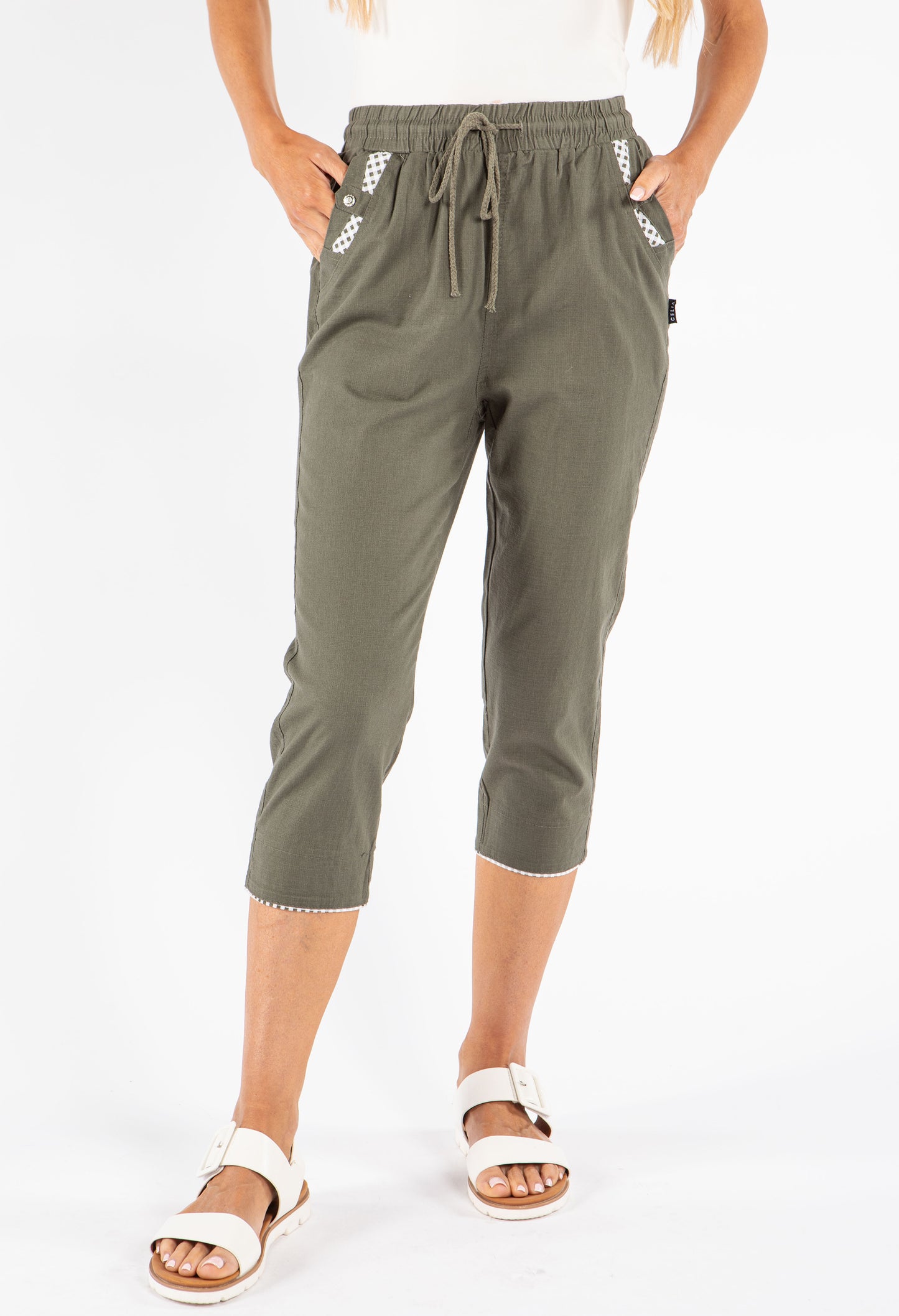Pull-On Linen Capris