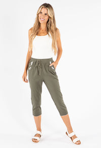 Pull-On Linen Capris
