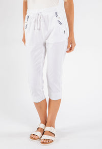 Pull-On Linen Capris