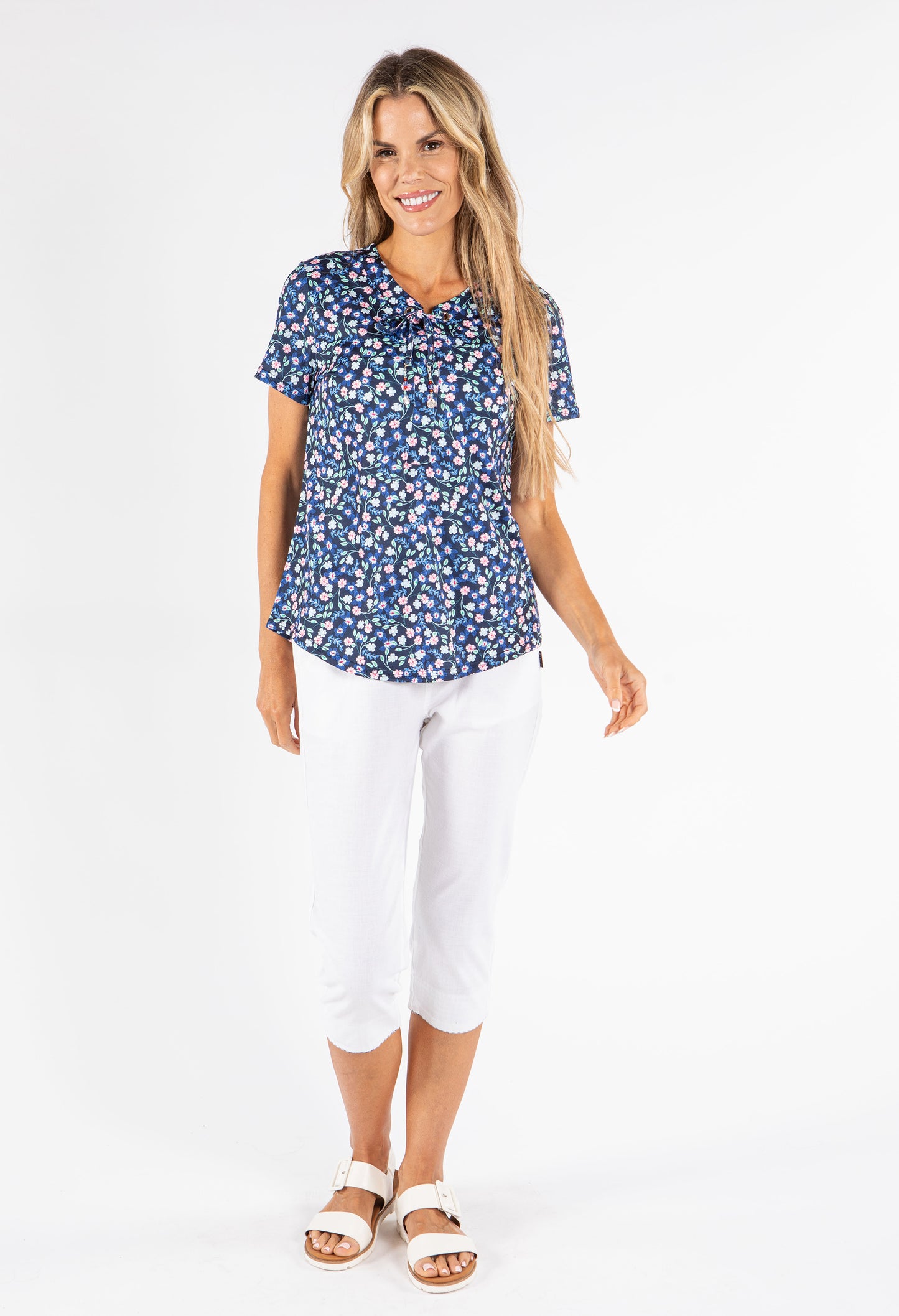 Pull-On Linen Capris